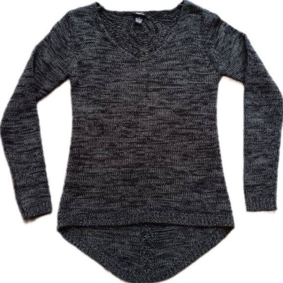 Web Knit Back Sweater By Rue 21 Women's Size Small, Gray Fall Winter Knitted Top - Picture 2 of 9